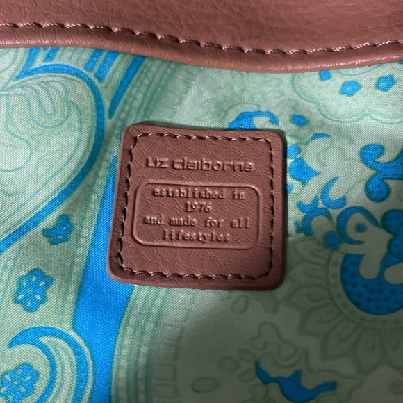 New Liz Claiborne purse… - Picture 2 of 5